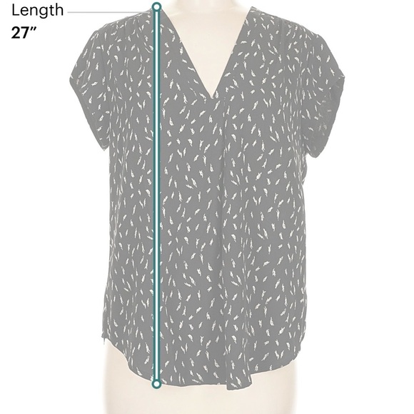 Fun 2 Fun Black and White feather Patterned Top - Picture 3 of 3